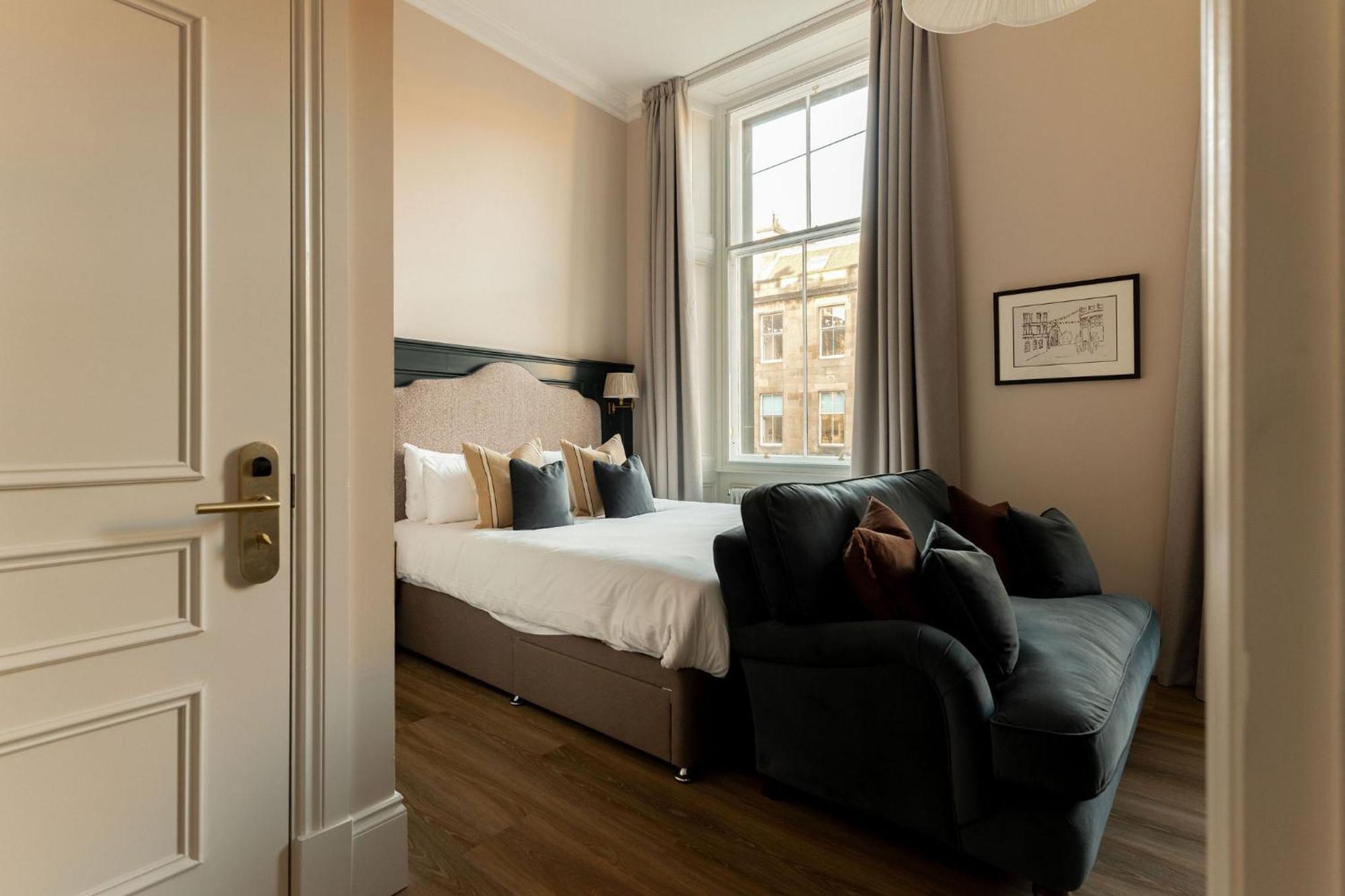 Hotel Moment George IV Bridge à Édimbourg Chambre photo